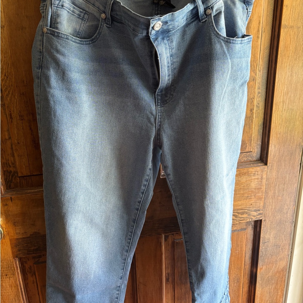 Dg2 jeans size 18w. Inseam 24